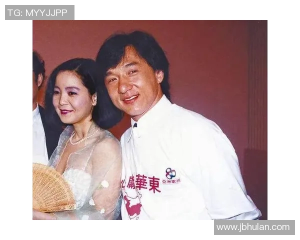 足球明星与成龙的缘分揭秘谁是他们的好友与崇拜者 足球明星与成龙的缘分揭秘谁是他们的好友与崇拜者