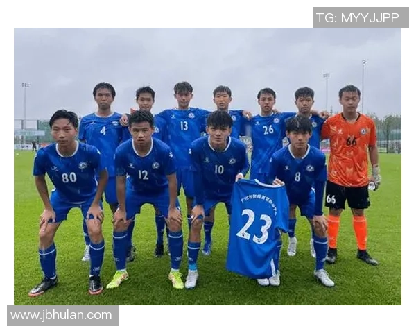 广州足球队在最新足球状态排行榜中荣登第八名展现强劲实力与潜力