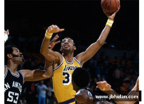 NBA历史辉煌：回顾2015年最佳阵容的巅峰时刻